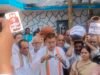 कांग्रेस के मटका फोड़ आंदोलन में आयुक्त से बोले जिलाध्यक्ष,कहा-आपके घर का नल..